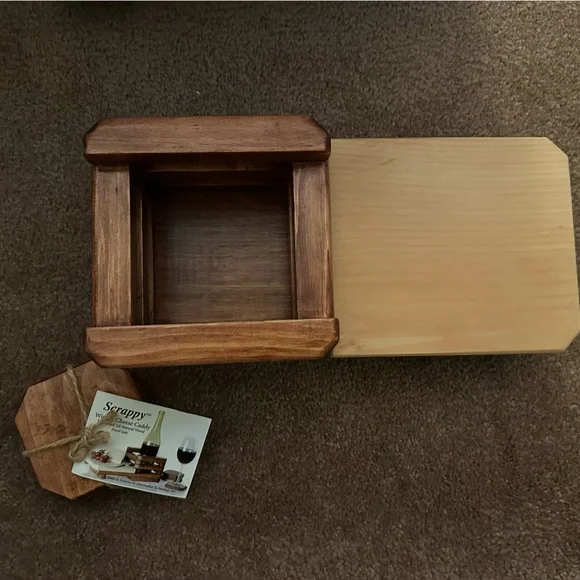 Wine and Cheese Caddy with wooden coasters - Picture 3 of 3